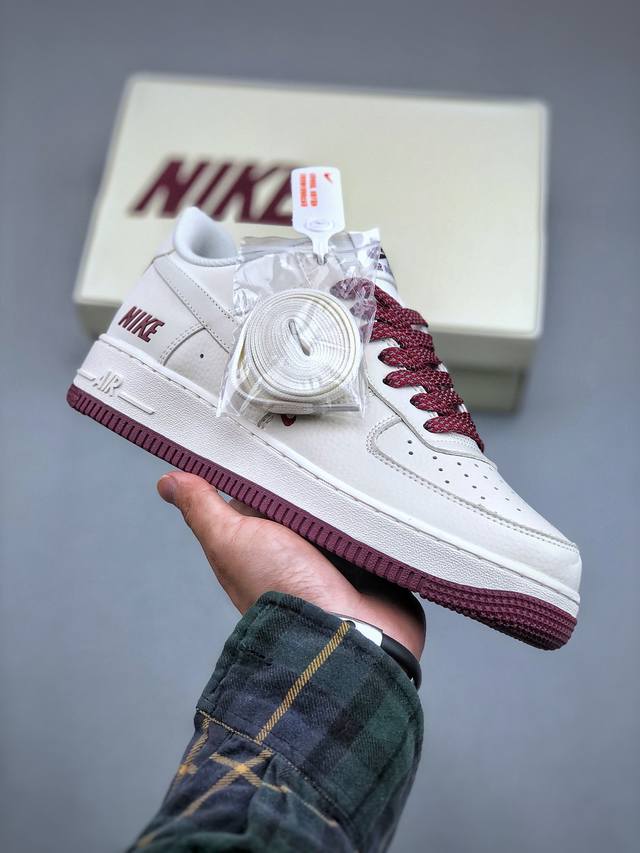 Nk Air Force 1'07 Low Nike 三勾系列 白酒红经典 空军一号低帮休闲板鞋 Tv2306-258 #3M反光 头成皮料 定制鞋盒 原楦原纸