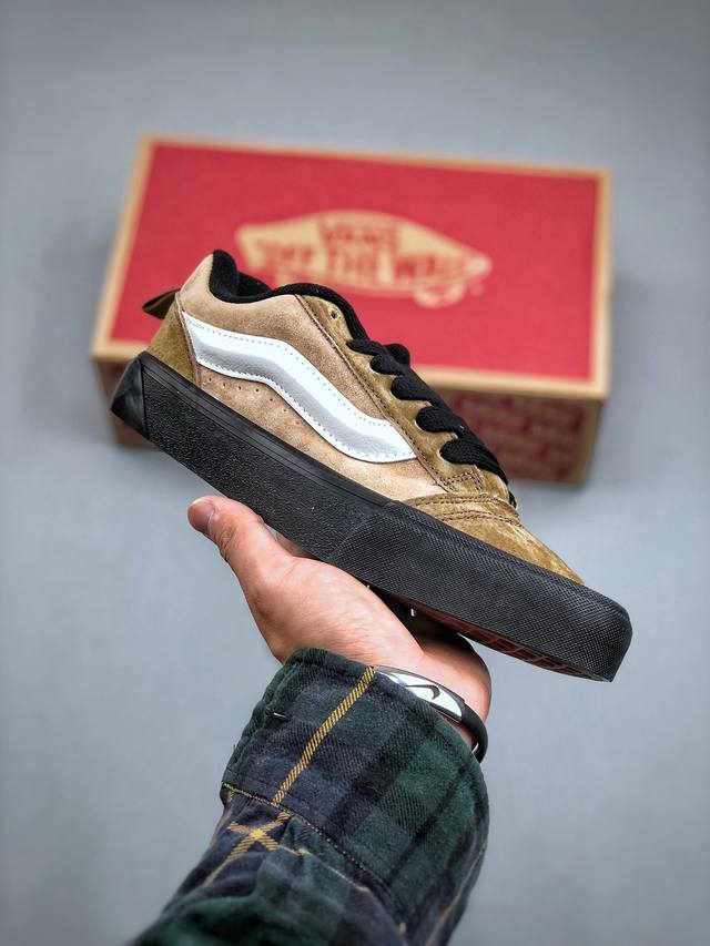 超火的vans面包鞋平替款来了~~ Vans Classics Knu Skool 2024 春季系列肥胖版大logo蓝白色经典面包鞋土豆鞋休闲帆布鞋 Imra