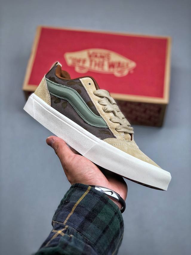 万斯 Vans Knu-Skool Vr3 面包鞋 坎普尔 茱利安系列低帮复古硫化休闲运动板鞋“肥胖版大logo” 尺码：35-44 半