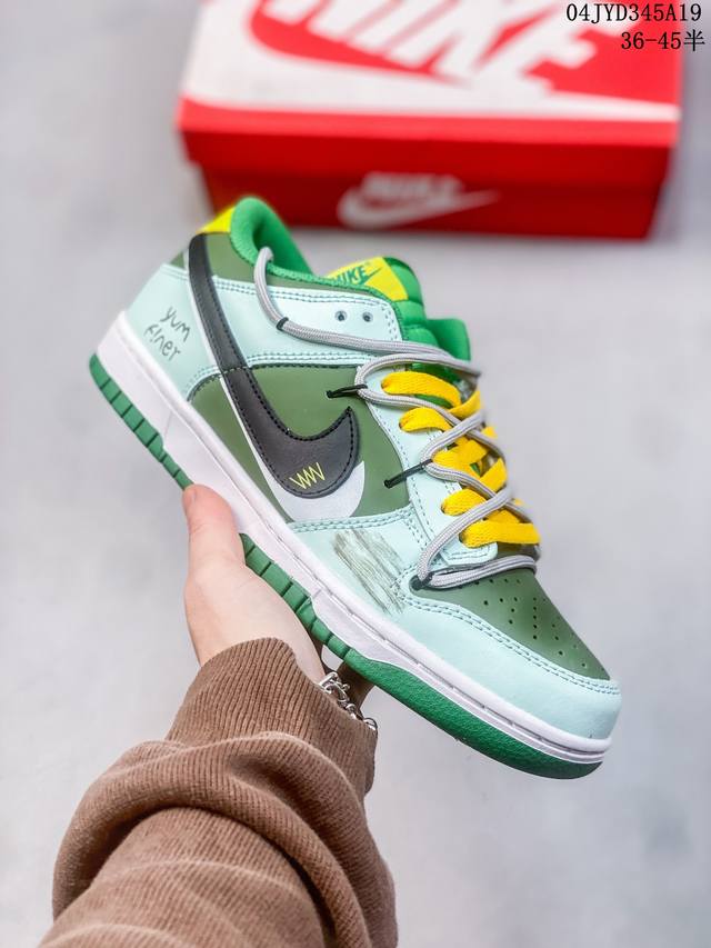 公司级头层真标带半码 耐克nike Sb Dunk Low Pro绑带扣篮系列复古低帮休闲运动滑板板鞋。采用脚感柔软舒适zoomair气垫，有效吸收滑板等极限运