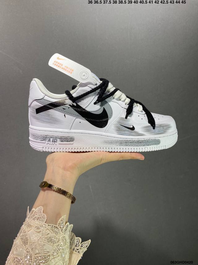 公司级 Nike Air Force 1 Low’07 空军一号低帮休闲板鞋 定制皮料 原楦原纸板 纯正空军版型 内置全掌气垫 货号：Zh0316 Size：3