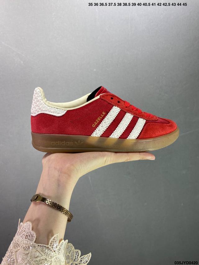 公司级adidas Originals Gazelle Indoor 三叶草休闲防滑耐磨低帮板鞋 纯原版本 鞋头出色设计 塑就出众贴合感 稳固的后跟贴合足部曲线