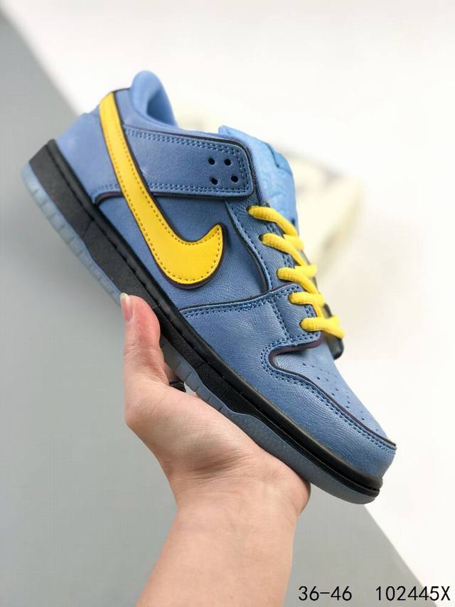 真标带半码！ 耐克nike Sb Dunk Low 复古低帮休闲运动滑板板鞋。采用脚感柔软舒适zoomair气垫，有效吸收滑板等极限运动在落地时带来的冲击力，为