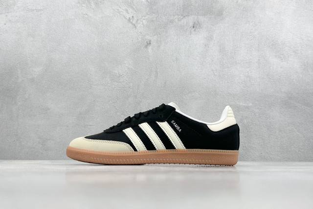 Rsp版 Adidas Samba Og 复古桑巴板鞋 纯原大厂出品 这款桑巴鞋展示了高质量的工艺 带有装饰的超锁缝制和无缝的手感 柔软、柔软的皮革造型和标志性