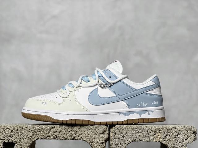 球鞋定制 Nike Dunk Low 椰云拿铁清新简约百搭低帮女款板鞋奶蓝 官方尺码：36 36.5 37.5 38 38.5 39 40 40.5 41 42