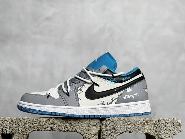 Air Jordan 1 Low 解构抽绳绑带低帮aj1乔1休闲板鞋 货号：553558.174 原档冲孔鞋头 正确满胶鞋垫 四线拉帮 原厂织唛标 官方尺码：3