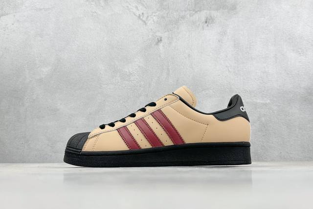 Adidas Originals Superstar 贝壳头 渠道正品订单 诠释市场最高工艺水平 贝壳头经典小白板鞋 专柜上架同步配色 全鞋进口头层皮料打造。区