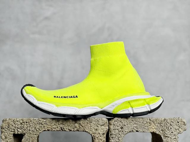 Balenciaga巴黎世家 3Xl 绿色 货号：758483 W2Dg1 7090 尺码：36 37 38 39 40 41 42 43 44 45