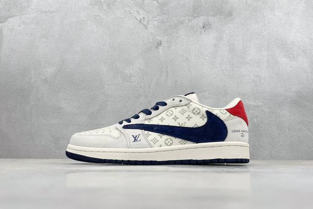 Lv X Nike Dunk Low 米灰蓝印花 此款主张打破传统的工业化流水线设计限制，以made By Ideas的超级创意为理念，集结众多潮流设计师，结合