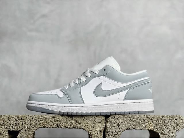 Vt 重磅福利 Vt Air Jordan 1 Low 灰白 官方同步新色 原装级产物 拒绝公底 立体鞋型 细节完美 高清洁度 购置公司同步原材料 原汁原味 忠