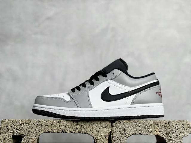 Vt 重磅福利 Jordan Air Jordan 1 “Light Smoke Grey 小dior 烟灰 货号：553558-030 尺码：36 36.5