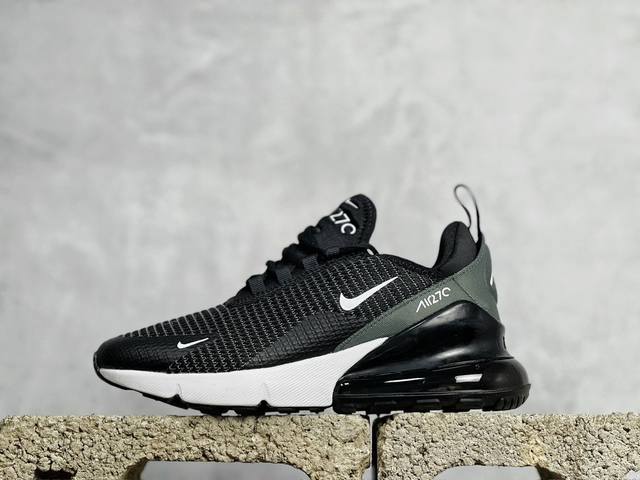 放店私 Nike Air Max 270 Flyknit 混合科技 透气后掌半气垫慢跑鞋 兼具非凡优质外观和出色穿着体验！性能出众的一双透气鞋面后置半掌气垫运动