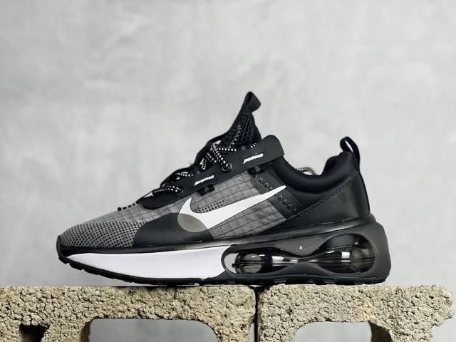 放店私 Yh版 Nike Air Max 2021 半掌气垫运动鞋 机能风 原装公司级 出货实拍 鞋款最大亮点是足底和空心泡沫中底的 新型air缓震装置 带来了