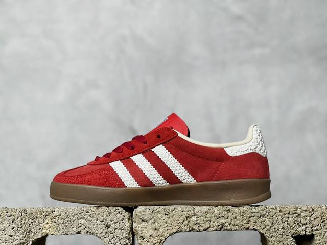 放店私 Yh Ad Gazelle Indoor Trainers 羚羊内训系列低帮复古百搭休闲运动德训风板鞋 If 8 90年代经典的复刻版！自60年代以足球