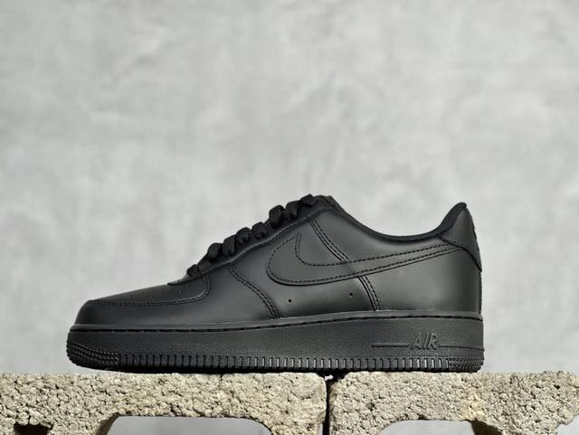 Og版 放店私 Nk Air Force 1 '07 空军一号低帮休闲板鞋 皮料切割无任何毛边 工整电脑针车走线 内置solo气垫 货号：Cw2288-001