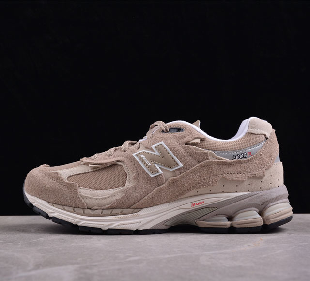 M版纯原 New Balance 2系列 复古休闲跑步鞋 M 2Rdl #纯原品质 鞋款延续了经典科技，升级版n-Ergy缓震物料机能与材质上脚太舒适了，鞋面的