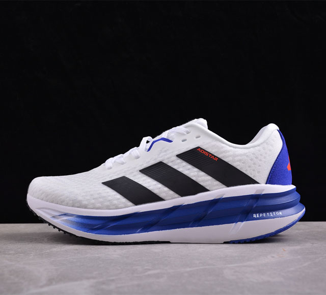 Ad Adistar Nmd 阿迪经典款轻盈舒适缓震跑鞋运动鞋 Id6165 这款adidas 经典鞋，风格前卫，旨在随足而动。搭载boost中底，带来舒适运动