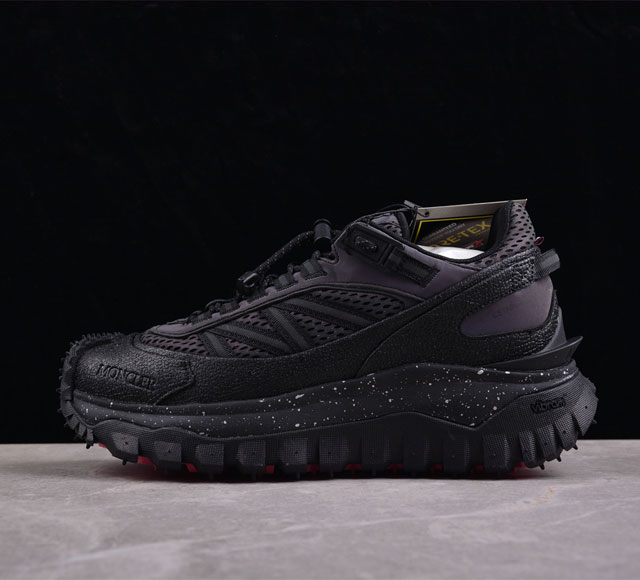 Moncler 盟可睐 蒙口 Trailgrip Gtx 抗撕裂材质 山地户外鞋 鞋身采用cordura防撕裂尼龙 Gore-Tex防水材质 中底内置全掌碳板