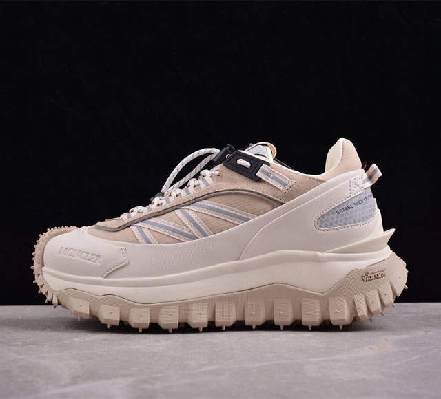 Moncler 盟可睐 蒙口 Trailgrip Gtx 抗撕裂材质 山地户外鞋 鞋身采用cordura防撕裂尼龙 Gore-Tex防水材质 中底内置全掌碳板