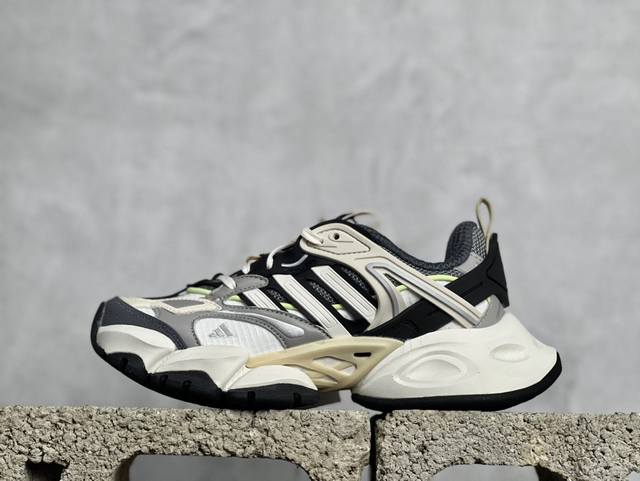 Adidas Vento Xlg Deluxe 潮流前卫科技 休闲运动老爹鞋 未来科技主义线条勾勒前卫张力 呈现饱满立体的3D感鞋身 浑厚中底搭载轻薄橡胶外底