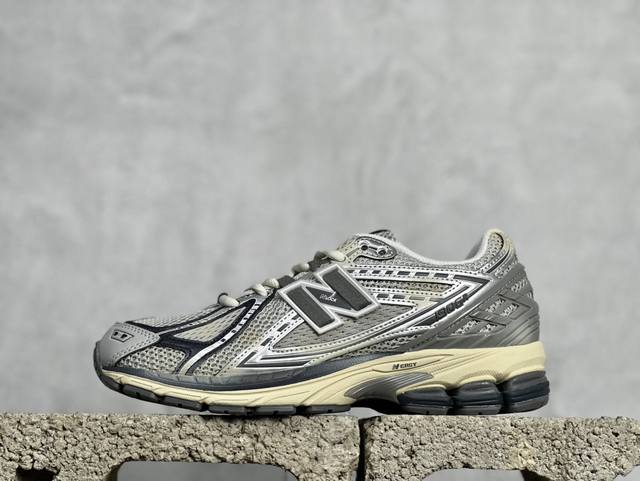 Dt版 New Balance Nb 1906 此款简约大方的造型设计，给人以随性休闲的时尚格调，穿着舒适轻便，运动灵活自如，满足日常个性穿搭。 Size：36