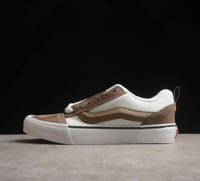 Vans Classics Knu Skool 范斯官方 咖啡白棕面包鞋 Vn0009Sak330 尺码：35 36 36.5 37 38 38.5 39 40