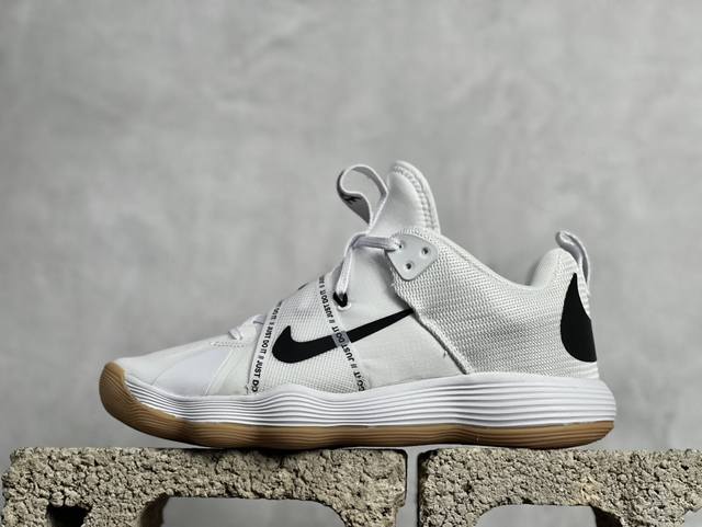 放店私nike React Hyperset 训练鞋 男款 低帮 减震耐磨 排球篮球双线球鞋 原鞋开发 全鞋底react科技缓震及能量反馈 上脚舒适回弹 绑带系