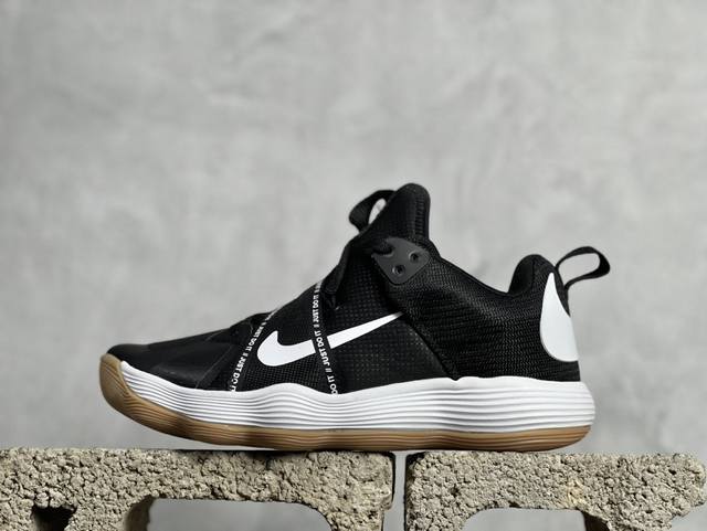 放店私nike React Hyperset 训练鞋 男款 低帮 减震耐磨 排球篮球双线球鞋 原鞋开发 全鞋底react科技缓震及能量反馈 上脚舒适回弹 绑带系