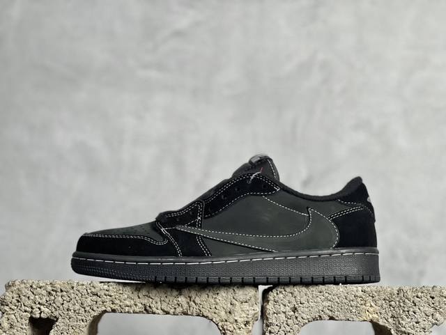 Yh升级版 放店私fragment X Travis Scott X Air Jordan 1 Low 三方联名倒钩 低帮 首发实拍 全新的三方联名低帮倒钩鞋面