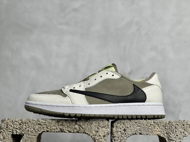 Yh升级版 放店私fragment X Travis Scott X Air Jordan 1 Low 三方联名倒钩 低帮 首发实拍 全新的三方联名低帮倒钩鞋面