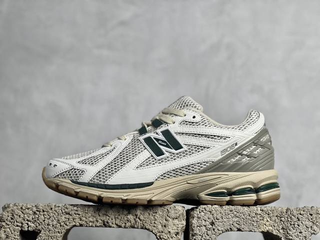 C版 放店私 new Balance 1906系列复古老爹风休闲运动慢跑鞋 M1906Rq #采用轻质牛剖革拼接透气网眼衬垫织物鞋面材质 T-Beam大底提供足