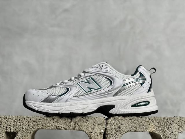 放店私 new Balance Mr530 nb530复古休闲慢跑鞋 采用原厂材料和胶水 供货天猫混迹各大专柜商场 全套模具 纯原装皮料切割 质感无敌王 尺码：