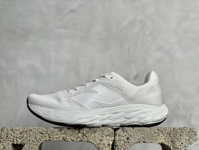 放店私 New Balance 新百伦 网面透气跑步鞋 尺码：40 40.5 41.5 42 42.5 43 44 44.5 45