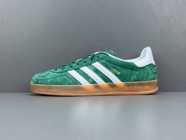 渠道优势 God版 阿迪 阿迪达斯adidas Gazelle Indoor Trainers 羚羊内训系列低帮复古百搭休闲运动德训风板鞋“麂皮学院白绿生胶底”