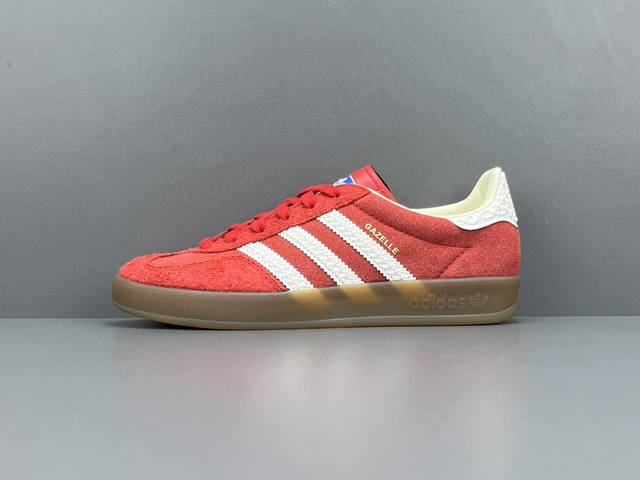 渠道优势 价格下调 品质不变 夏季主推款！！ 外贸版：德训 白橙 Adidas Originals Samba Og 防滑耐磨低帮 板鞋 女款 货号:If 8尺