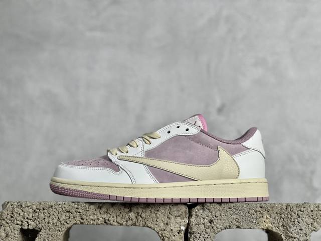 B版 Fragment X Travis Scott X Air Jordan 1 Low 三方联名倒钩 性价比原盒出货 全新的三方联名低帮倒钩鞋面延续了黑脚趾