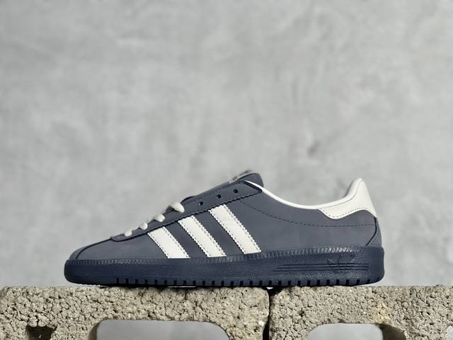 Yh版 Adidas Originals Bermuda 马卡龙配色 绒面麂皮防滑耐磨轻便低帮板鞋 整双鞋以传统的低帮呈现的清新造型 鞋身以细腻的头层猪巴 包裹