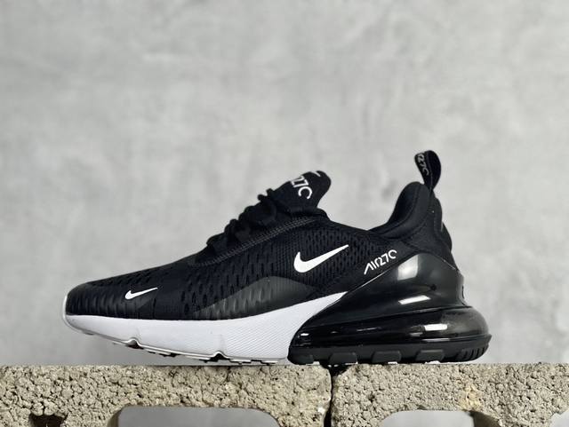 B版 Nike Air Max 270 Flyknit 混合科技 透气后掌半气垫慢跑鞋 兼具非凡优质外观和出色穿着体验！性能出众的一双透气鞋面后置半掌气垫运动鞋