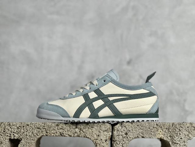 Onitsuka Tiger Mexico 百搭单品板鞋 Mexico 66是鬼冢虎旗下最经典的款式，李小龙最喜欢的一款训练鞋休闲鞋！鞋身特有的虎爪造型logo