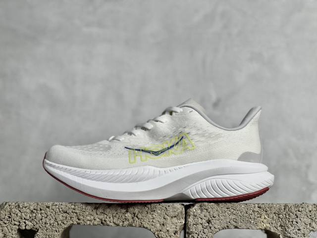 Hk版 Hoka One One Mach 6 新一代旗舰竞速跑鞋 #鞋款采用顶尖碳板技术、中底泡棉科技以及几何学，设计符合自然步态的不对称鞋面和鞋底结构；大底