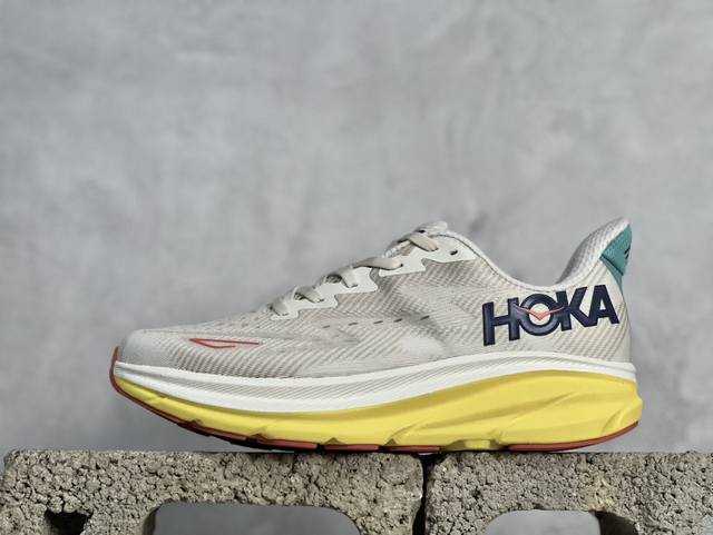 Hoka 特价来袭！ 尺码36-45，福利套现！ 应季款福利，每天都在热卖！平台特供订单，品质 售前 售后绝对不是一般工厂可比！放心冲！ 编码ab213767