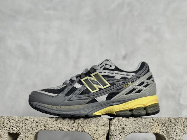 Fj New Balance 6系列复古老爹风休闲运动慢跑鞋 M 6Na #采用轻质牛剖革拼接透气网眼衬垫织物鞋面材质 T-Beam大底提供足步弓支撑，保持步态