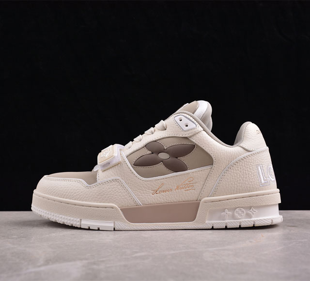 驴牌 2024Trainer Lv系列louis Vuitton Trainer 时装走秀新款 高端零售 外贸充正专供 原版购入开发 Zp级全套包装 完美楦型