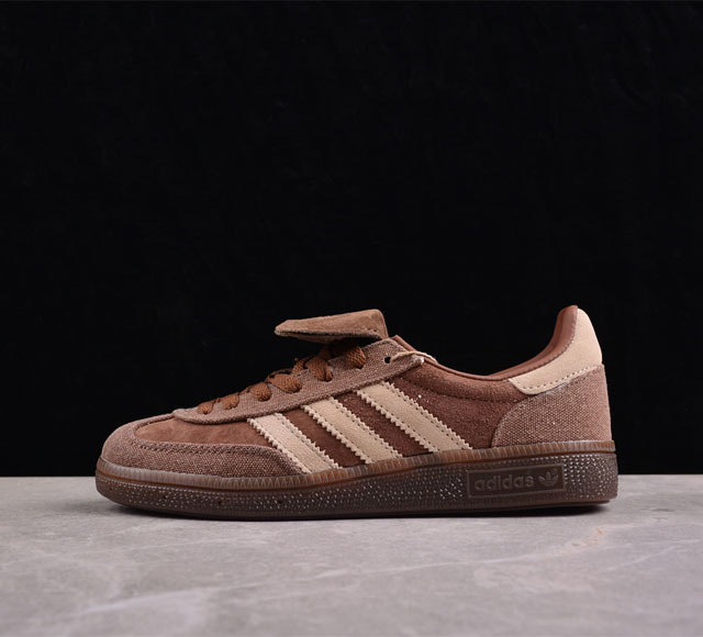 Adidas Handball Spezial 阿迪达斯经典款 长鞋舌 复古休闲板鞋 货号: Ih7299 尺码: 36 36.5 37 38 38.5 39