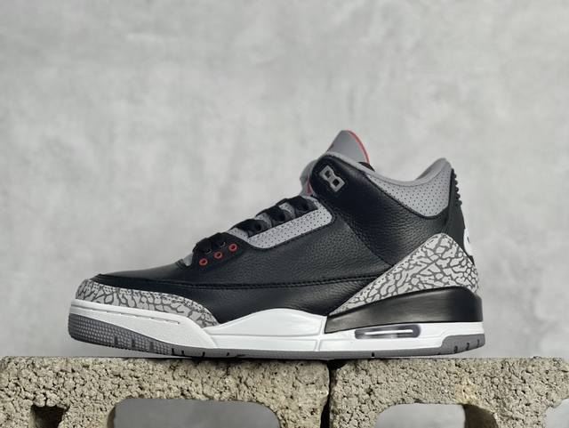 f版 Air Jordan 3 Black Cement Aj3 乔3元年黑水泥 Dn 7-010 #独特的爆裂纹设计，外加后跟处的开窗气垫，时至今日依然是风靡