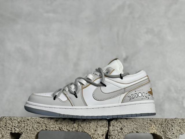 air Jordan 1 Low Aj1 乔1龙年限定 低帮文化休闲板鞋 Fn8901-164 尺码：36 36.5 37.5 38 38.5 39 40 40