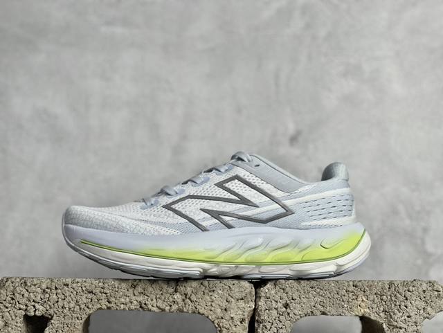 new Balance Fresh Foam X Vongo V6 新百伦nb 系列超轻量化低帮休闲运动慢跑鞋 采用超轻透气3D针织网眼材料结构鞋面及打印log