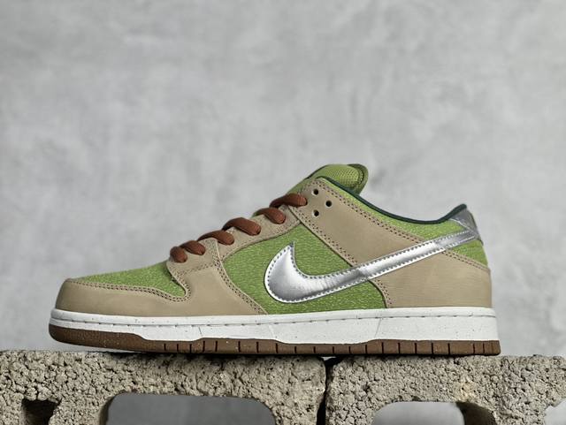 top Nk Sb Dunk Low Escargot 蜗牛 Sb低帮休闲板鞋 Fq7585-200 #整双鞋在颜色上将荧光绿色作为底色，使用不同饱和度的黄色以