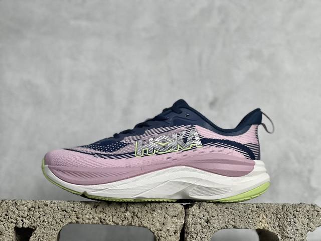 hoka M Skyflow 超轻厚底轻量跑步鞋 1155113 市售最高品质 原版开发 正确后跟细节 区别市面通货版本 尺码： 36 36.5 37 38 3