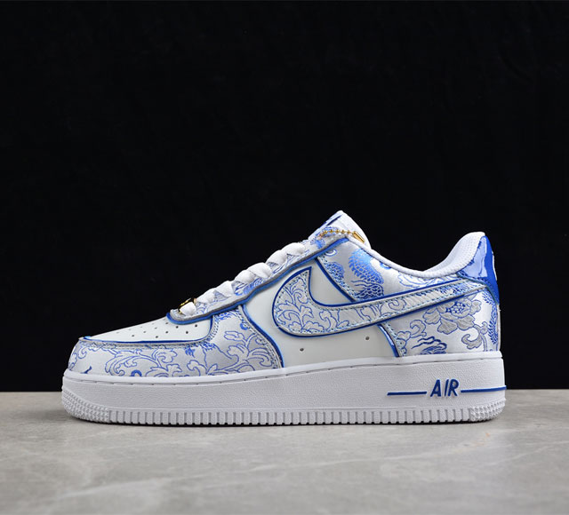 nk Air Force 1'07 Low Diy青花瓷龙纹刺绣 空军一号低帮休闲板鞋 Cw 8-201 #原楦原纸板 纯正版型 高清洁度 内置全掌气垫 特殊定